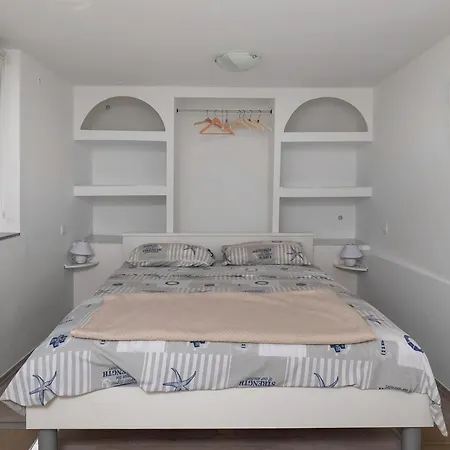 Jadranka Apartman *
